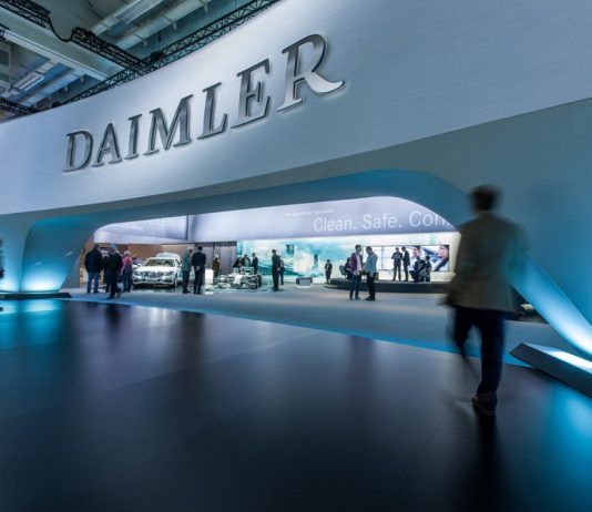 Microsoft Azure is the cloud solution of Mercedes -Benz Vans and Daimler FleetBoard Gmbh