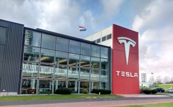 Tesla’s Plan Includes Buses