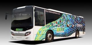 Shenzhen Wuzhoulong premiers twelve meter electric bus