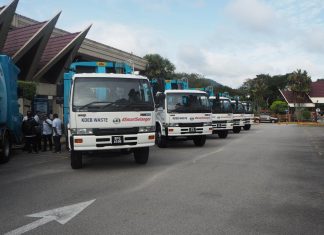 New compactor trucks to service Selayang for better waste collection system