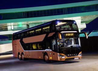 World premiere of the new Setra S 531 DT double-decker bus