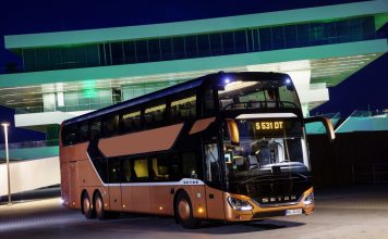 World premiere of the new Setra S 531 DT double-decker bus